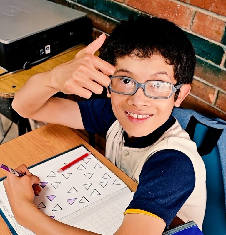 Foto estudiante sección educación especial IPN