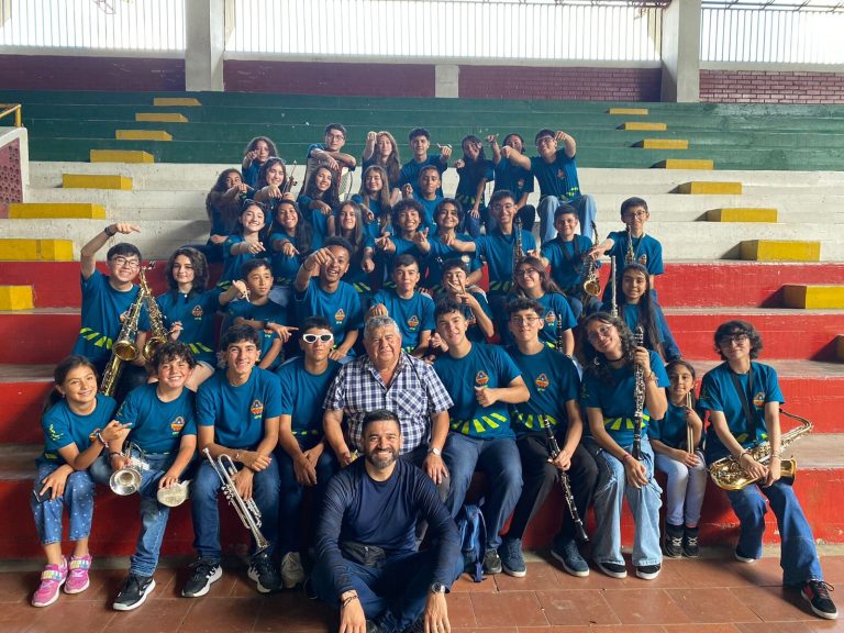 Estudiantes del Instituto Pedagógico Nacional participan en el encuentro musical en Buga