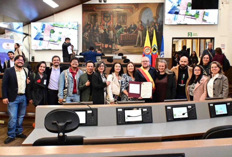 foto entrega orden consejo