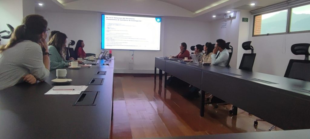 Fotografía de CIUP, sala de reuniones edificio calle 72