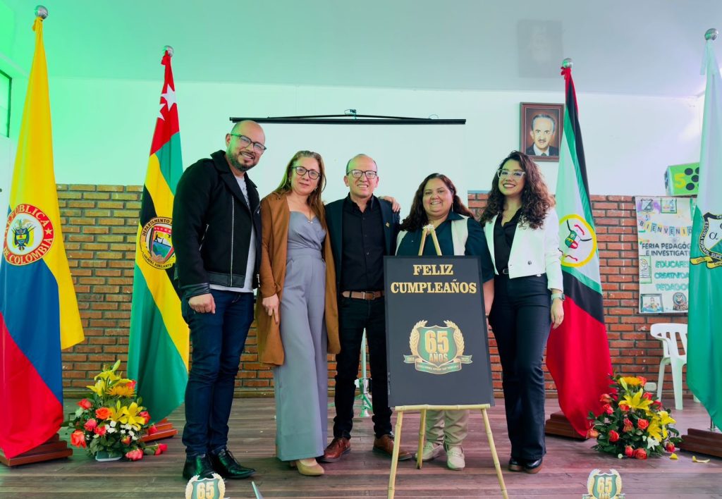 Celebración 65 años de la Escuela Normal Superior Sady Tobón Calle